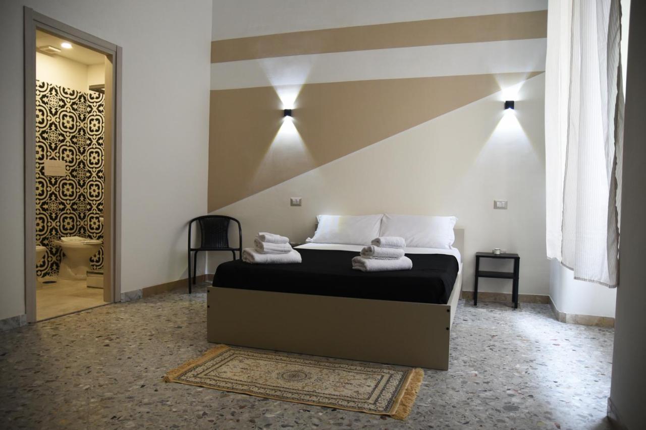Napul'E Bed & Breakfast Napoli Bagian luar foto