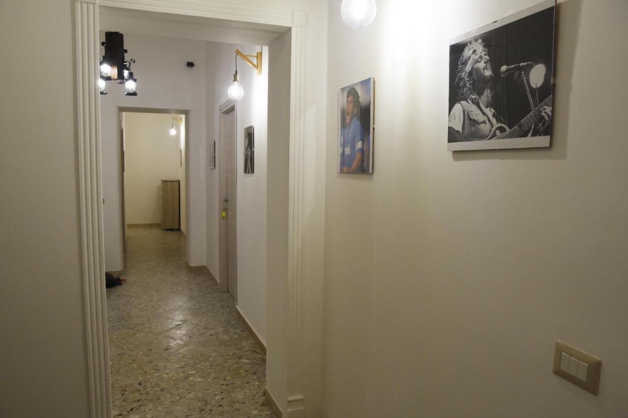 Napul'E Bed & Breakfast Napoli Bagian luar foto