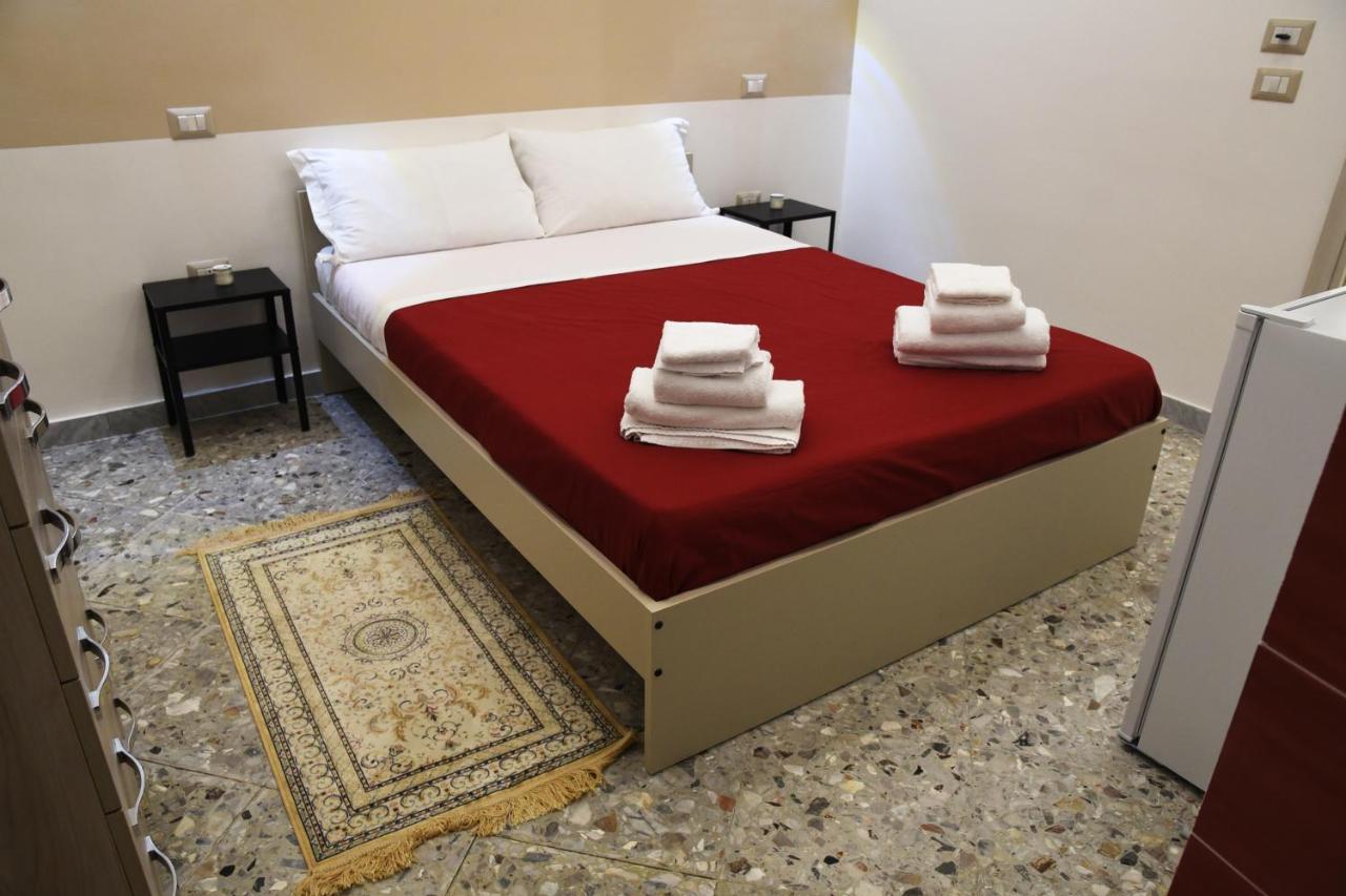Napul'E Bed & Breakfast Napoli Bagian luar foto